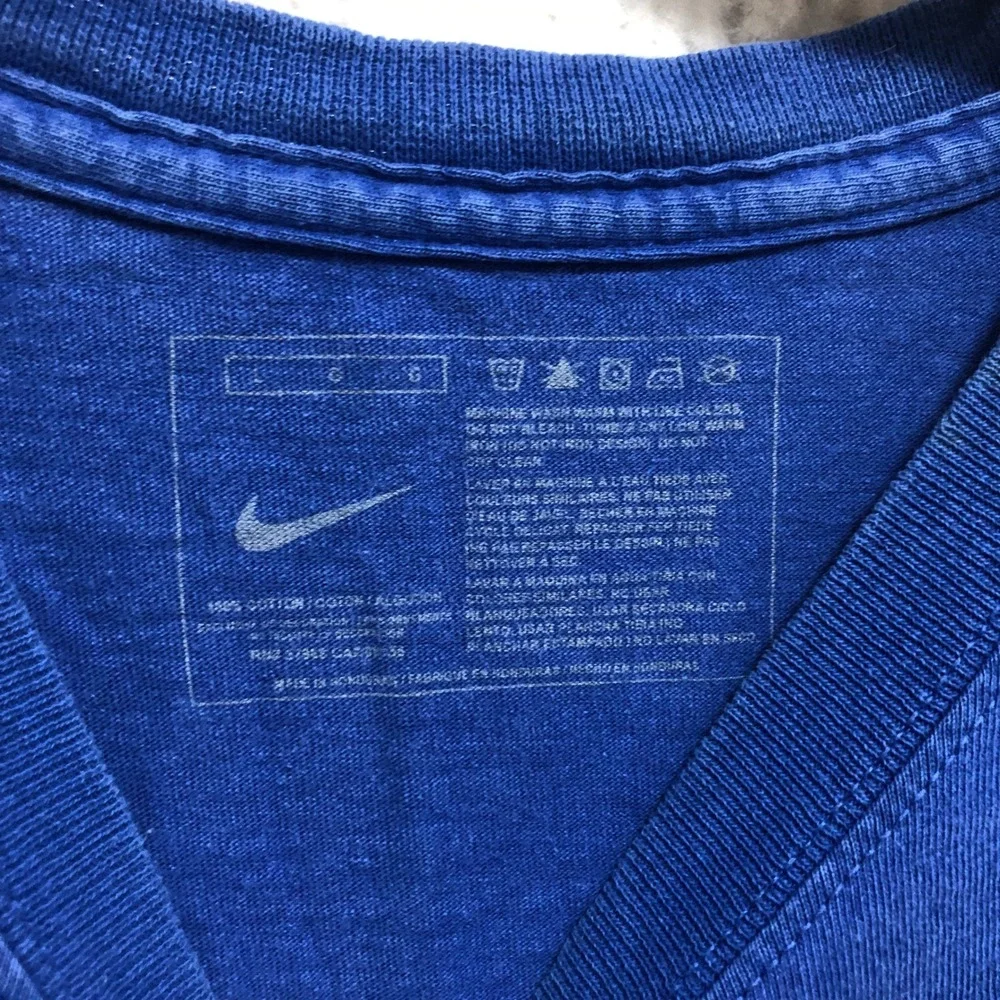 Nike Swim Mens Blue Sleeveless Graphic T-Shirt Muscle Tee Size Large Swoosh‎